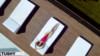 Tiffany Tatum a magyar izgató pornósztár spiné