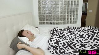 Perverz tini nőci a nevelő faterjával baszik