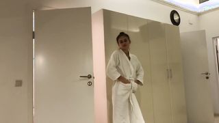 Orosz tini pici hölgyemény hátsó bejáratba kefélbe
