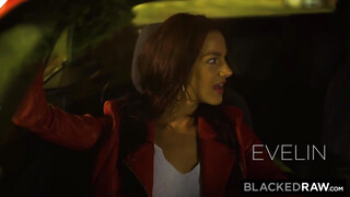 BlackedRaw - Evelin Stone élvezi a méretes faszt