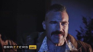 Brazzers - Kendra Spade puncija megdöngetve