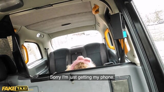 Fake Taxi - Bombázó latina kiscsaj megdöngetve a taxiban
