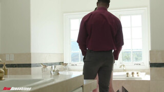 New Sensations - Alyx Star csoki hapsival kefél