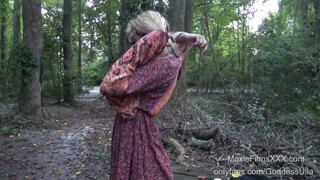 MoxieFilms - Méretes didkós hippi kiscsaj