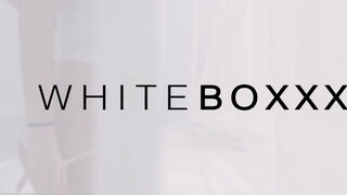 WHITEBOXXX - Stacy Cruz a masszőrrel kúr