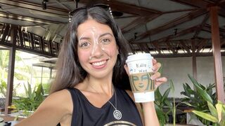 Tini cumizás a starbucks mosdójában – arcára spriccelő dákó utána kávézás nyálkával középen